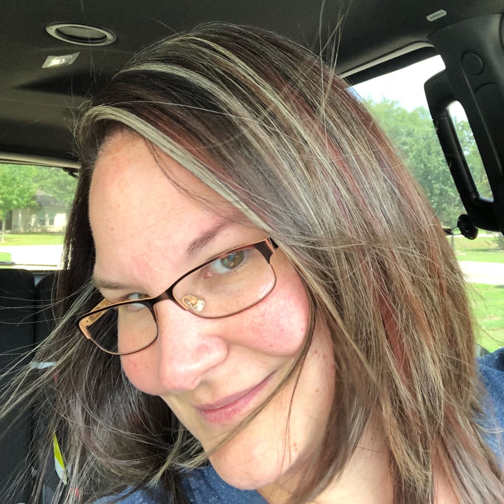 Meet your Posher, Jennifer